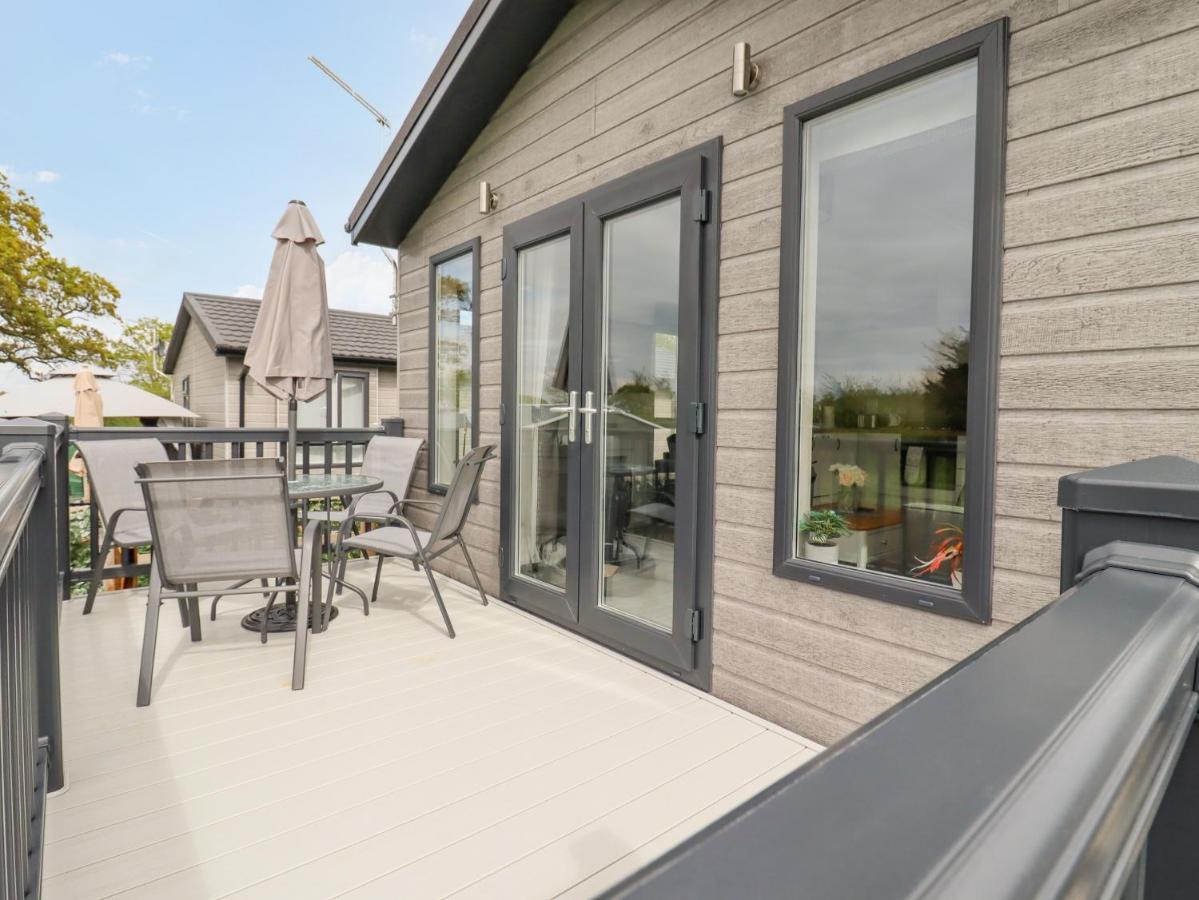 Villa 36 Bucklesham Park Ipswich Exterior foto